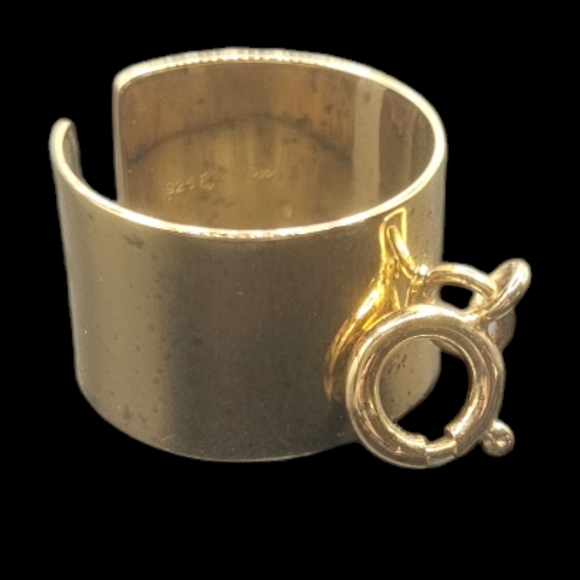Gold Open Ring - Picture 3 of 9